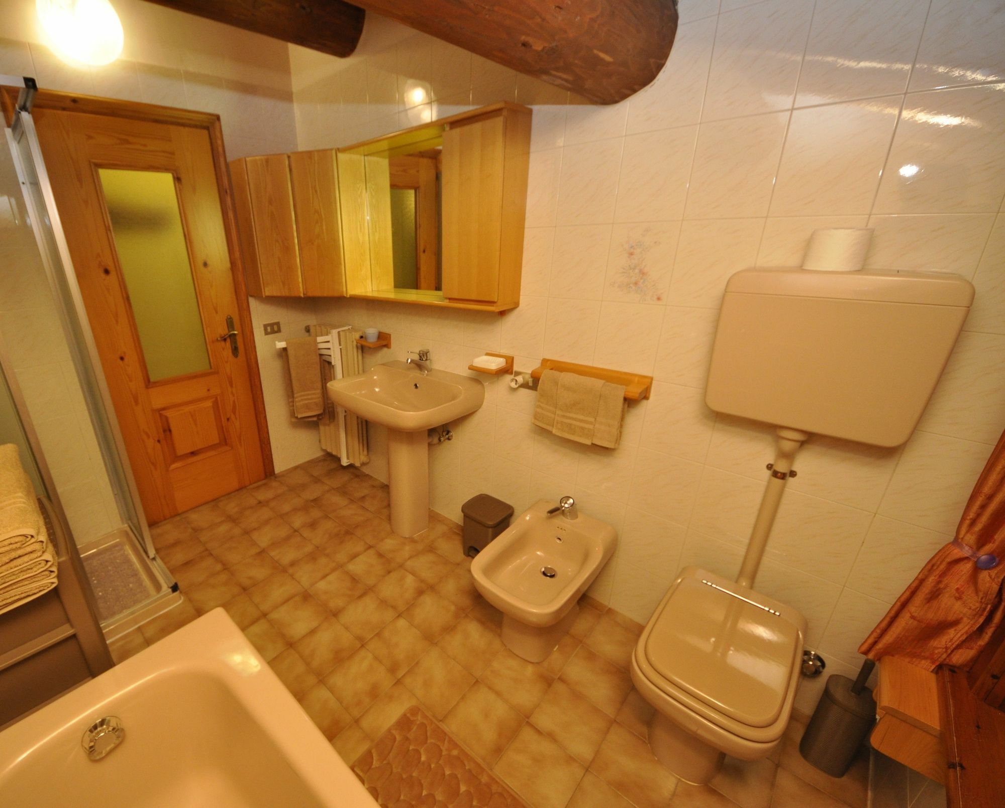 Appartamento Valeriano By Livigno Accomodation Екстериор снимка